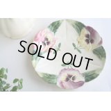 Pansy relief plate