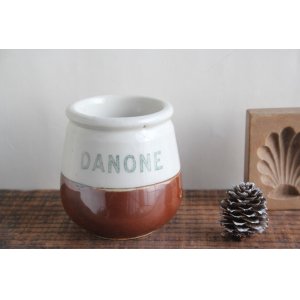 画像: Danone brown pot