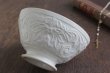 画像1: White relief bowl  (1)