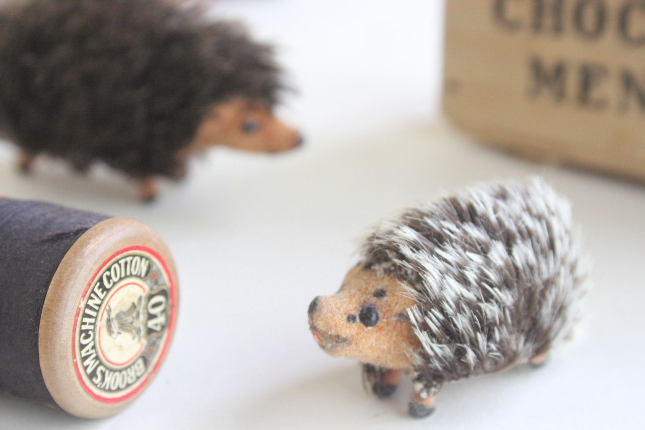 画像1: German toy hedgehog mini (1)